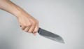 Маскиран мъж намушка с нож жена в дома ѝ в София