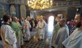 Митрополит Наум отслужи света литургия в обновения храм в Щръклево