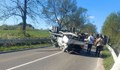 Автовоз се преобърна на път в Монтанско