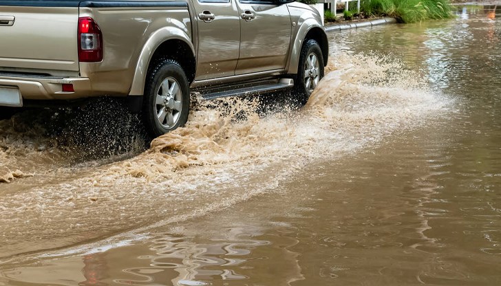 В Букурещ вали дъжд от няколко часа
