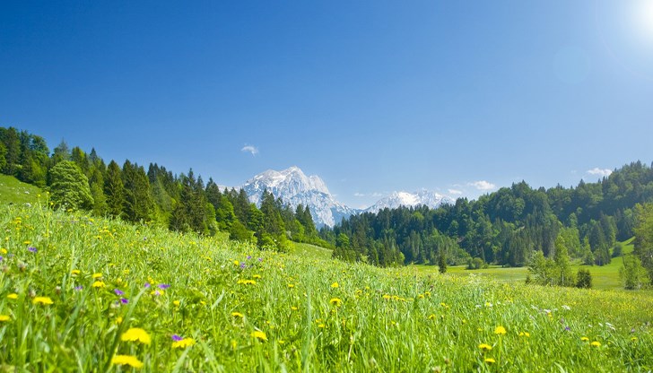 На отделни места ще има краткотрайни валежи На отделни места ще има краткотрайни валежи