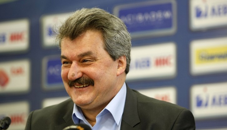 Бившият собственик на "Левски" влиза в Обществения съвет на БФС Бившият собственик на "Левски" влиза в Обществения съвет на БФС