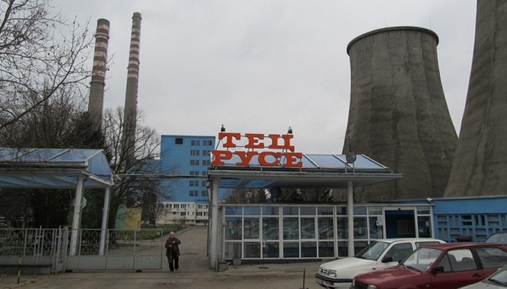 Домоуправител на жилищна сграда в Русе се обръща към „Топлофикация – Русе“ АД и кмета Пенчо Милков с жалба за авария и нерешен проблем с канализацията