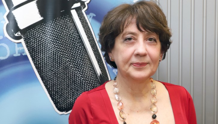 Провален министър-председател като Денков не сме имали, заяви още Инджова