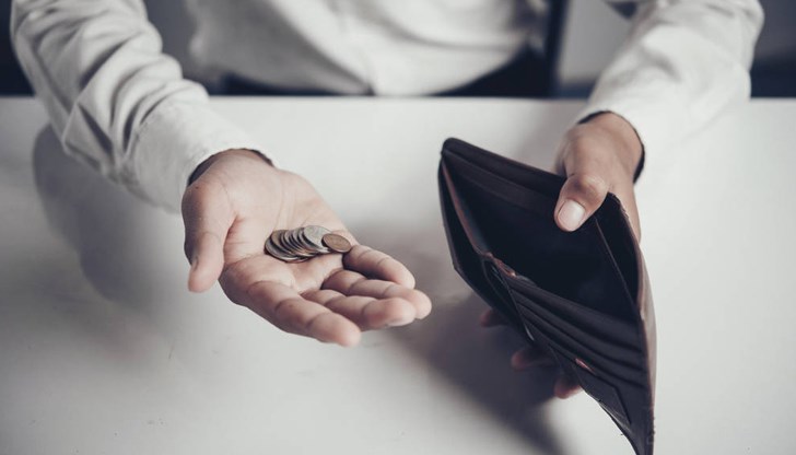 66,5% от работещите бедни са с начално или без образование 66,5% от работещите бедни са с начално или без образование