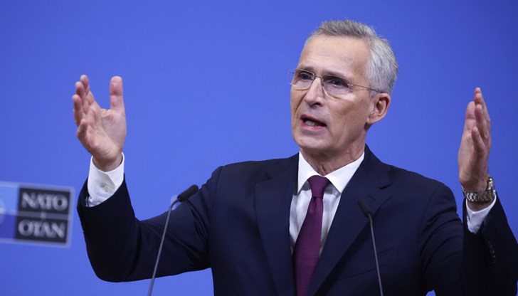 Обвинени са в шпионаж