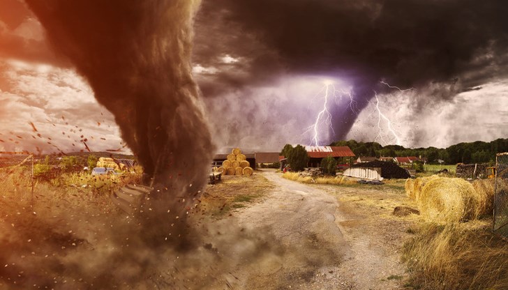 Бурята е нанесла щети на 800 къщи