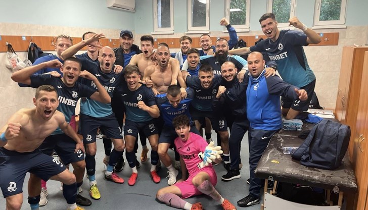 “Драконите” стигнаха до успеха с два късни гола на нападателя си Луис Пахама