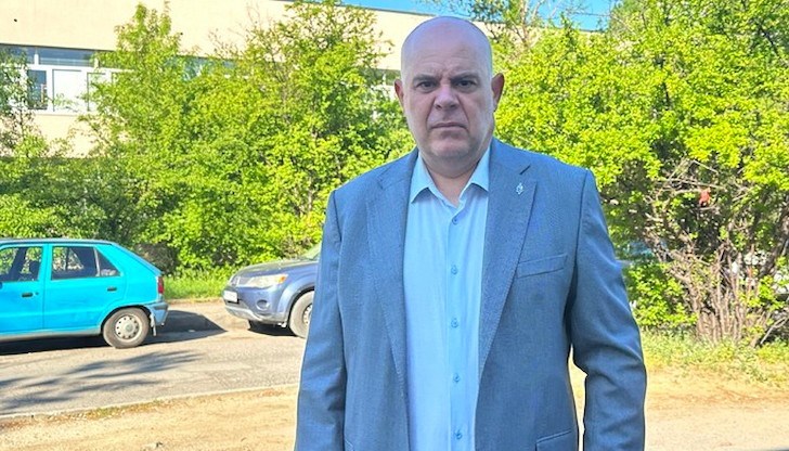 По думите му той директно е отказал на Борисов да прекрати делата му "Барселонагейт", за "чекмеджета" и какво ли още не“ По думите му той директно е отказал на Борисов да прекрати делата му "Барселонагейт", за "чекмеджета" и какво ли още не“