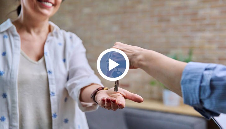 Темата коментират Добромир Ганев и Деян Василев