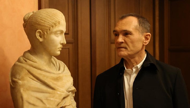 Съдът вдигна запора върху културни ценности от колекцията на Васил Божков