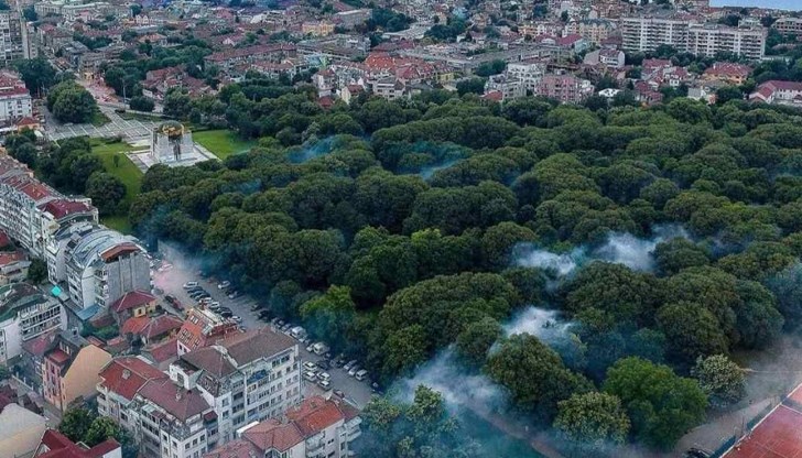 Третирането ще се проведе в интервала от 20:30 до 00:00 часа Третирането ще се проведе в интервала от 20:30 до 00:00 часа
