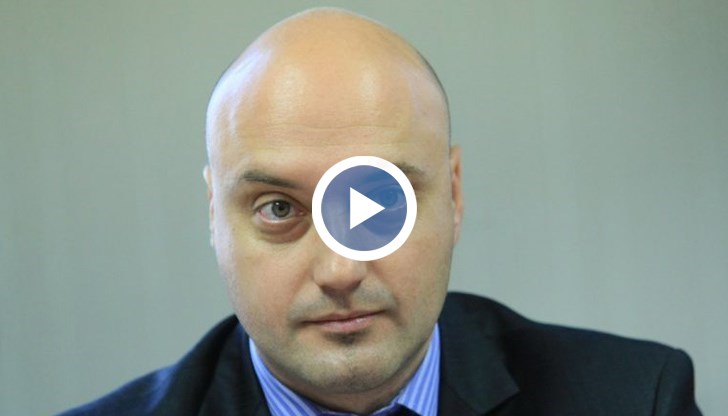 КПКОНПИ има старо ръководство, но вече са назначени служители в разследващото звено. Това е проблем, добави той