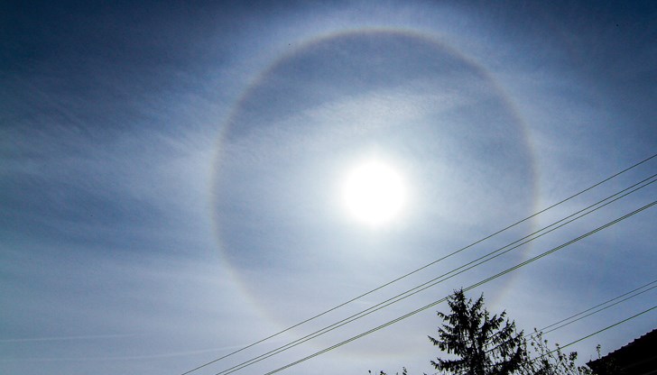 Не гледайте дирено към Слънцето!