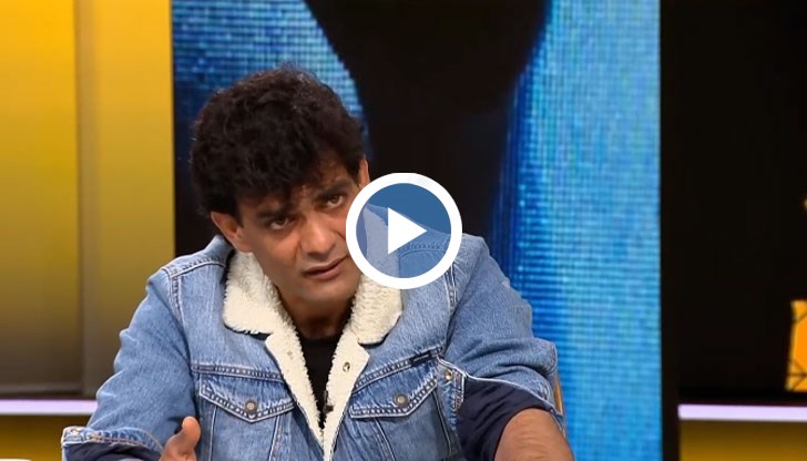 Нападението станало пред дома им