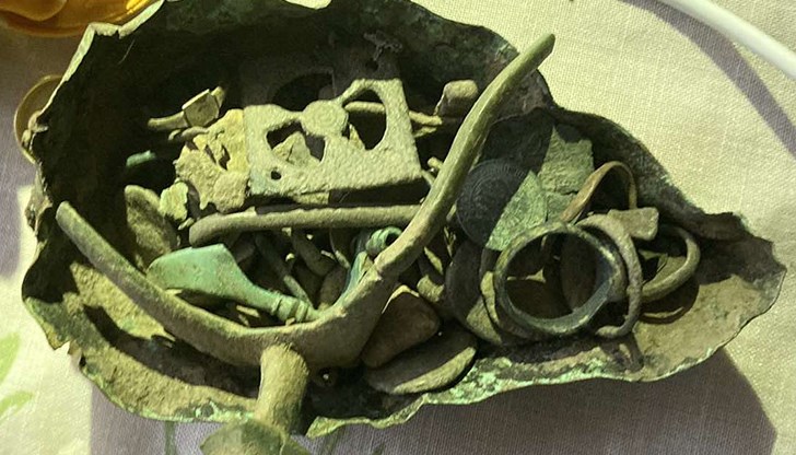 Експертиза ще установи датировката на старинните предмети