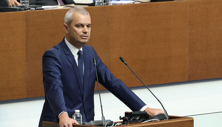 ПП-ДБ спасиха Росен Желязков и ГЕРБ, заяви Костадин Костадинов