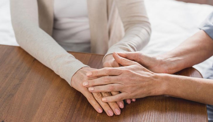 Това ще даде възможност на близо 500 потребители на територията на община Русе да продължат да ползват здравно-социалната услуга