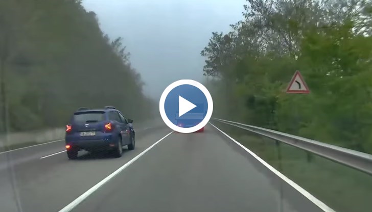 Много отговорни служители бързат да съберат данъците от българските граждани