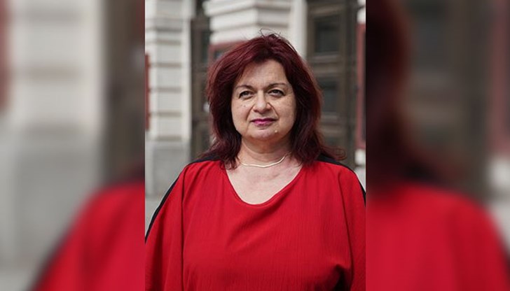 Симеонова бе дългогодишен член на хора на Държавна опера - Русе