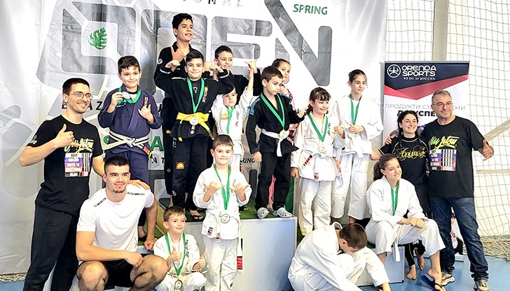 Русенския клуб ХЕЛИОС спечели 5 златни, 4 сребърни и 4 бронзови отличия Русенския клуб ХЕЛИОС спечели 5 златни, 4 сребърни и 4 бронзови отличия