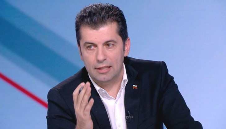 Другият човек, който оказва натиск, е Калин Стоянов, каза той