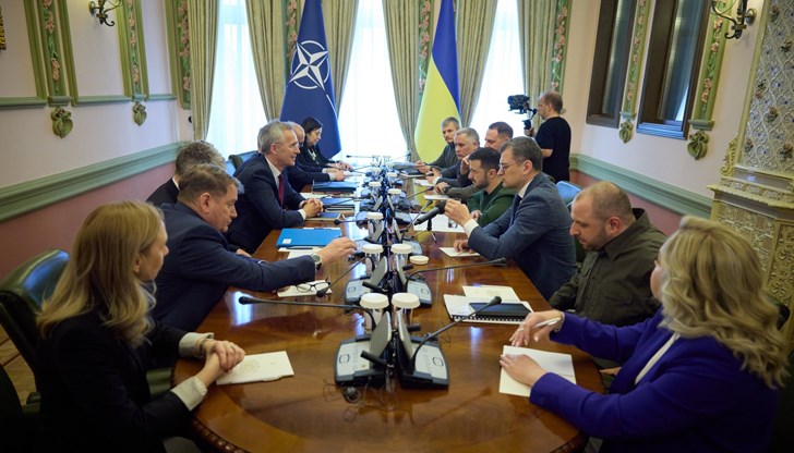Президентът на Украйна прие в Киев генералния секретар на НАТО Йенс Столтенберг