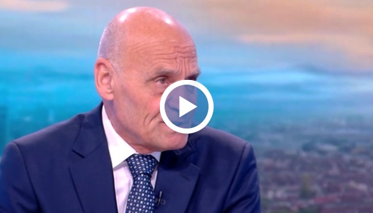 Нямало е натиск върху него, поискал среща с главния прокурор, заяви адвокатът