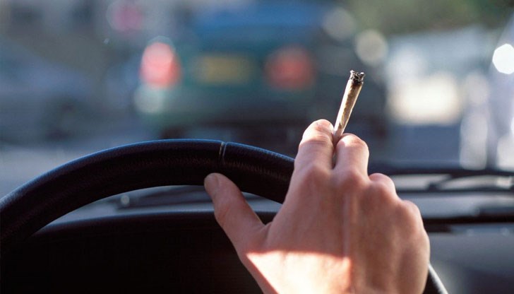 Шофьорът е бил задържан и конвоиран до УМБАЛ „Канев“ в Русе, където е предоставил проби за изследване