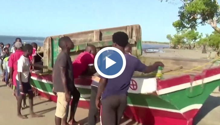 Плавателният съд бил претоварен заради пуснат фалшив слух за епидемия от холера