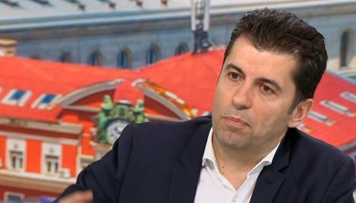 Петков допълни, че е разговарял с Бойко Рашков за снимките Петков допълни, че е разговарял с Бойко Рашков за снимките