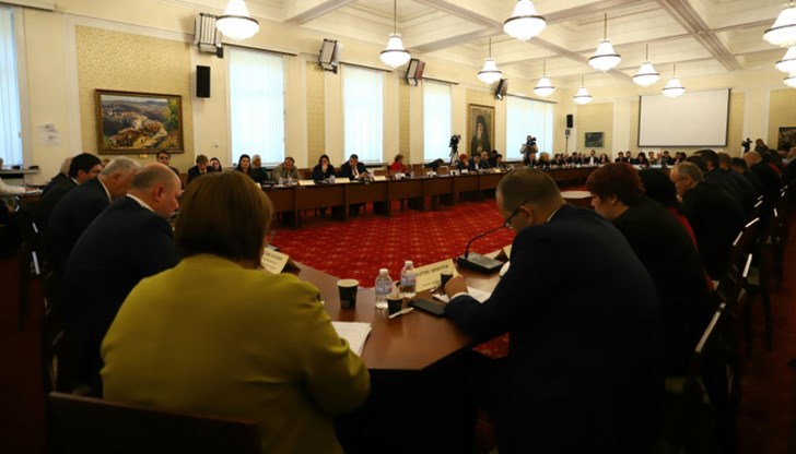 Министърът на финансите в оставка Асен Василев вече се обяви против