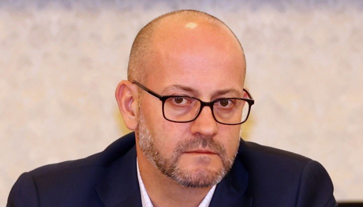 По думите му, компроматните истории у нас няма кой да ги следи в Брюксел, което може би е за добро По думите му, компроматните истории у нас няма кой да ги следи в Брюксел, което може би е за добро