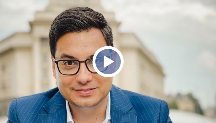 Наблюдаваме разделение, при което никой не носи отговорност за нищо, заяви Светослав Иванов