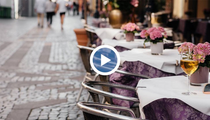 Браншът не пропуска да спечели от горещото лято, което очаква