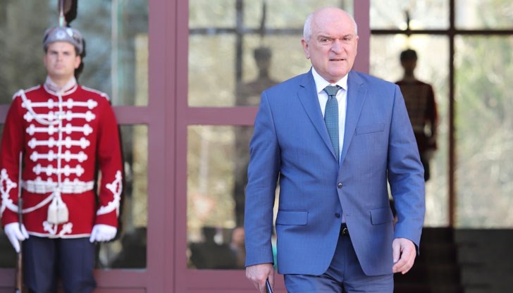 Промяната в състава на служебния кабинет е поради семейни причини