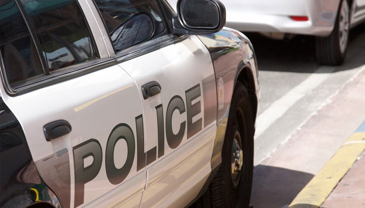 18-годишното момиче е простреляно, открита е с огнестрелна рана в горната част на тялото 18-годишното момиче е простреляно, открита е с огнестрелна рана в горната част на тялото