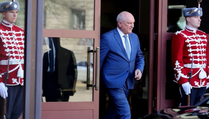 Президентът трябва да назначи Димитър Главчев и да насрочи предсрочните парламентарни избори