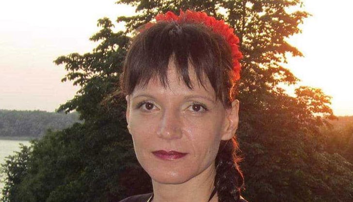 Жената е част от танцовия елит на града и се бори с тежко онкологично заболяване