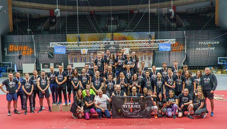 Русенската спортна зала се превърна в истинска гладиаторска арена