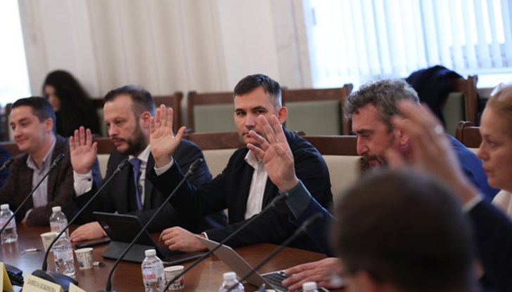 Иван Белчев предлага да се ограничи работата на машини и съоръжения в повтарящ се режим на 72-часови проби