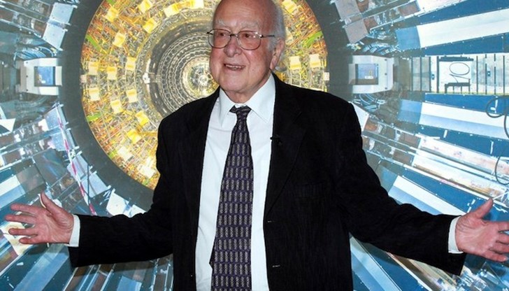 Той е отличен върху откритията си върху Хигс бозона Той е отличен върху откритията си върху Хигс бозона