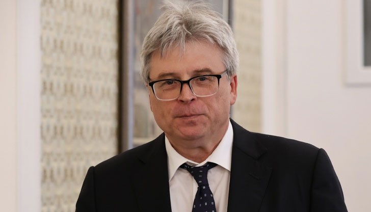 Това е мафията, ще поискаме проверка по случая, коментира остадин Ангелов от ГЕРБ-СДС