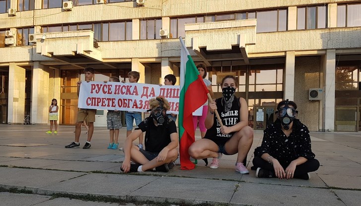 Екоминистерството иска да има дефиниция на термина „неприятна миризма"