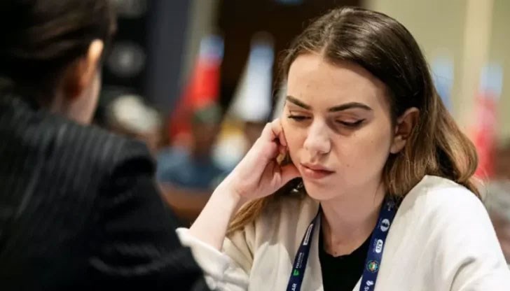 20-годишната българка остава с една точка в актива си 20-годишната българка остава с една точка в актива си