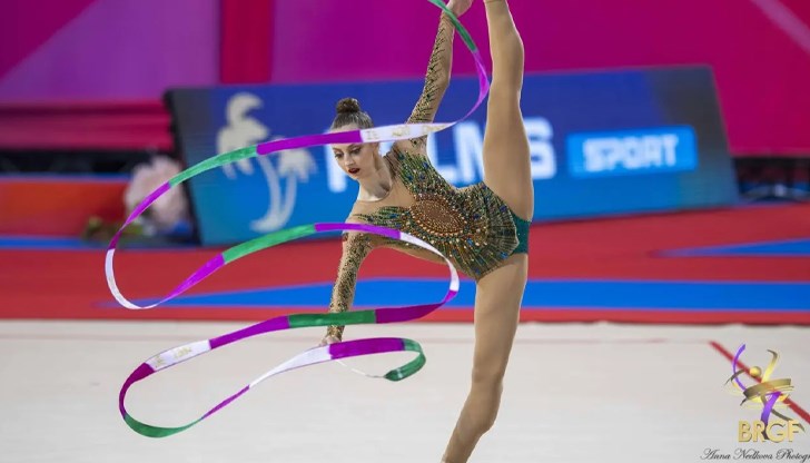 Българските състезателки спечелиха осем медала от Световната купа по художествена гимнастика в София