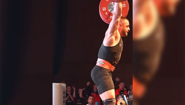 Досегашното върхово постижение принадлежи също на българина