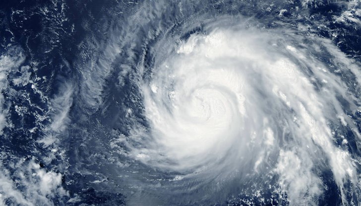 Топъл, но облачен петък с температури до 18 градуса