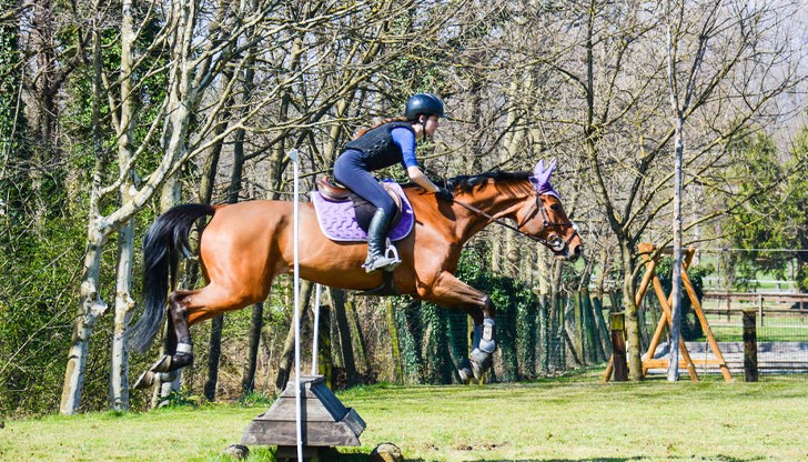 Надпреварата стартира с атрактивното изпитание крос кънтри Надпреварата стартира с атрактивното изпитание крос кънтри