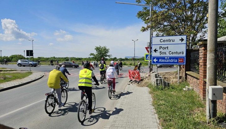 Над 200 ентусиасти, сред които най-малкият беше 4-годишният Мартин Иванов, посетиха мястото, където е заседавал Гюргевският революционен комитет